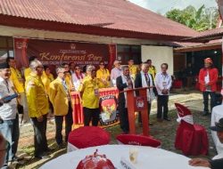 Pasangan Calon Bupati Yohanis Bassang-Marthen Rantetondok Resmi Mendaftar ke KPU