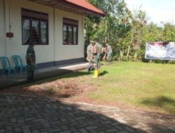Gotong Royong Bersama Warga, Personil Koramil 1414-06/Sangalla Melaksanakan Pembersihan Rumah Ibadah