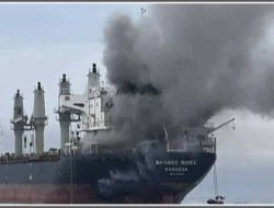 Lima Kapal Diserang di Perairan Teluk, Diduga Gunakan Drone Laut dan Ranjau Iran