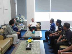 Kadis ESDM Sulbar Dampingi Gubernur Suhardi Duka Terima Manager PLN UP2K Sulbar, Bahas Percepatan Lisdes dan Peningkatan Elektrifikasi Sulbar