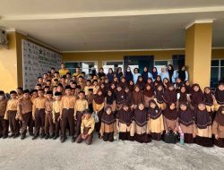 Perkuat Literasi Sejak Dini, Perpusip Sulbar Sambut 77 Siswa MIN 1 Mamuju